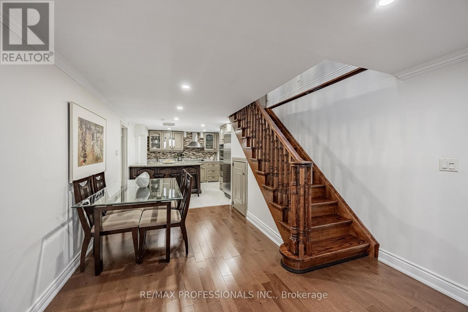 108 Avening Drive, Toronto, Ontario  M9V 4E6 - Photo 16 - W12478501