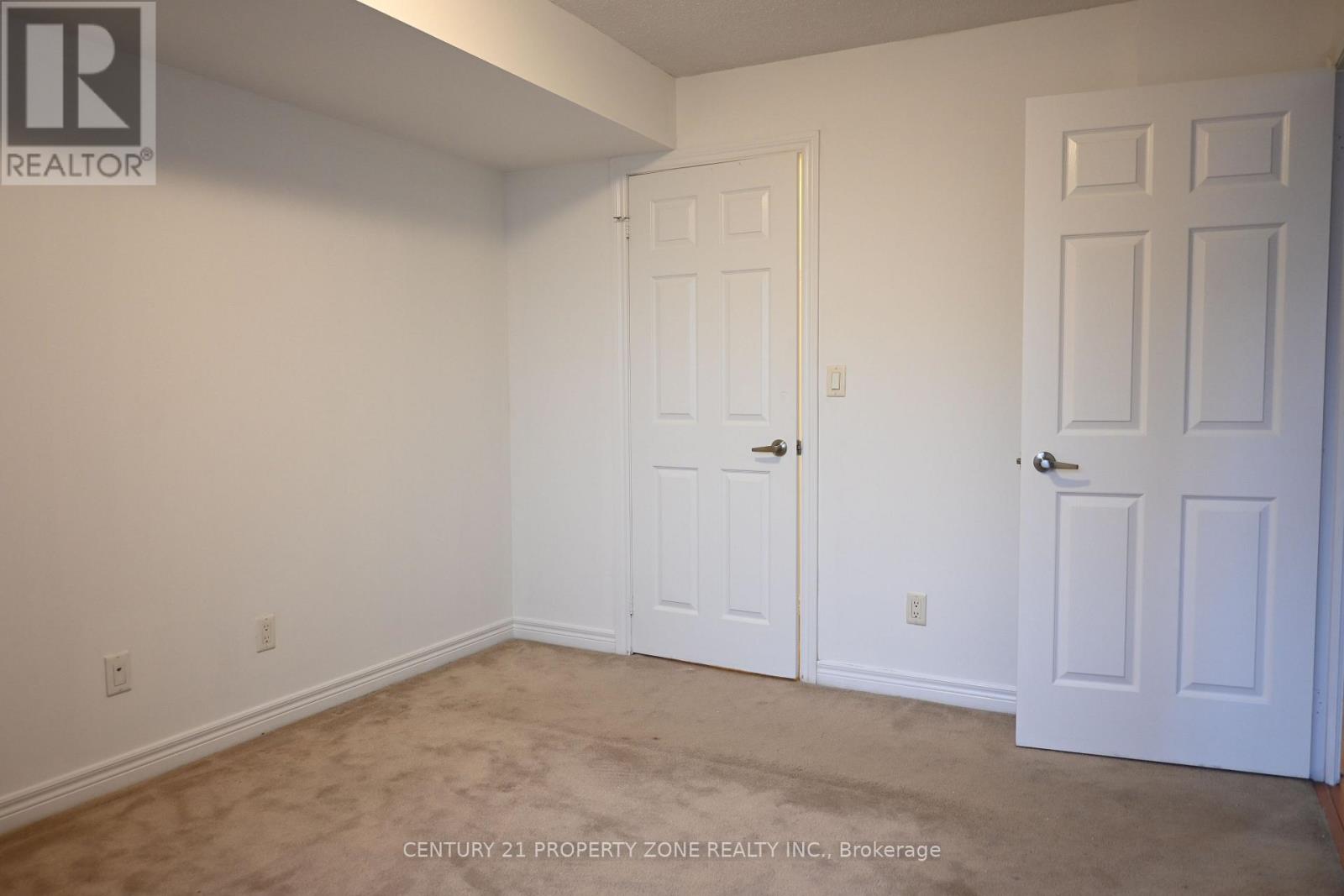 1908 - 310 Burnhamthorpe Road W, Mississauga, Ontario  L5B 4P9 - Photo 11 - W12478518
