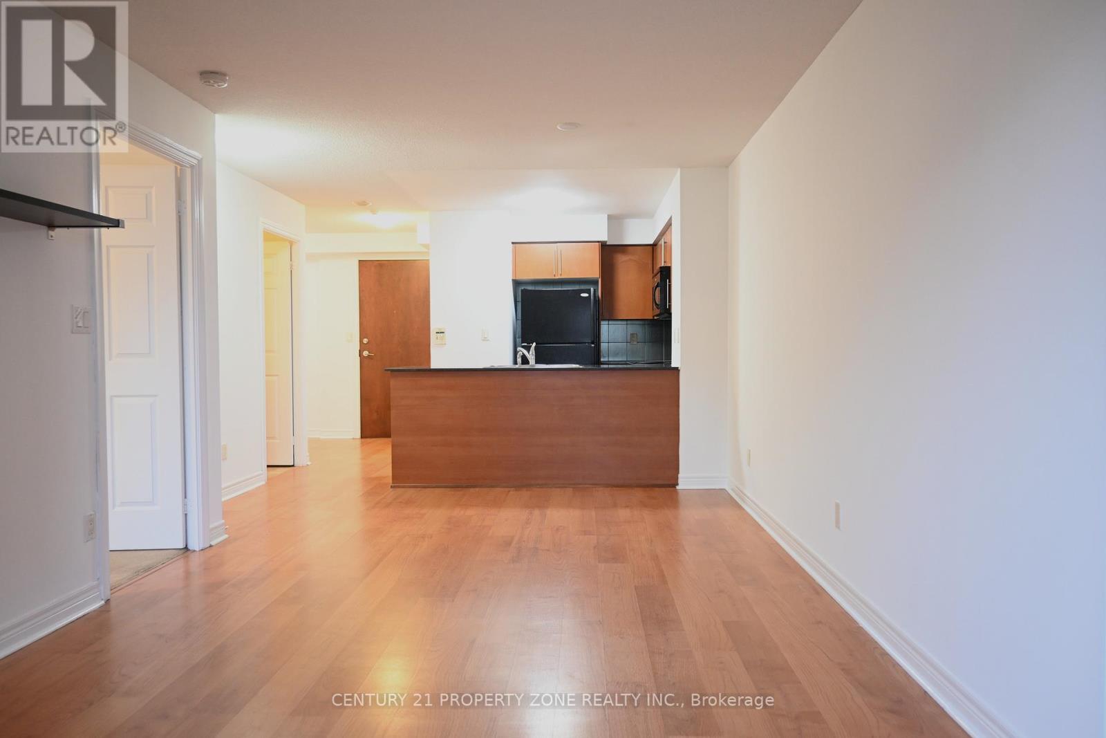 1908 - 310 Burnhamthorpe Road W, Mississauga, Ontario  L5B 4P9 - Photo 13 - W12478518