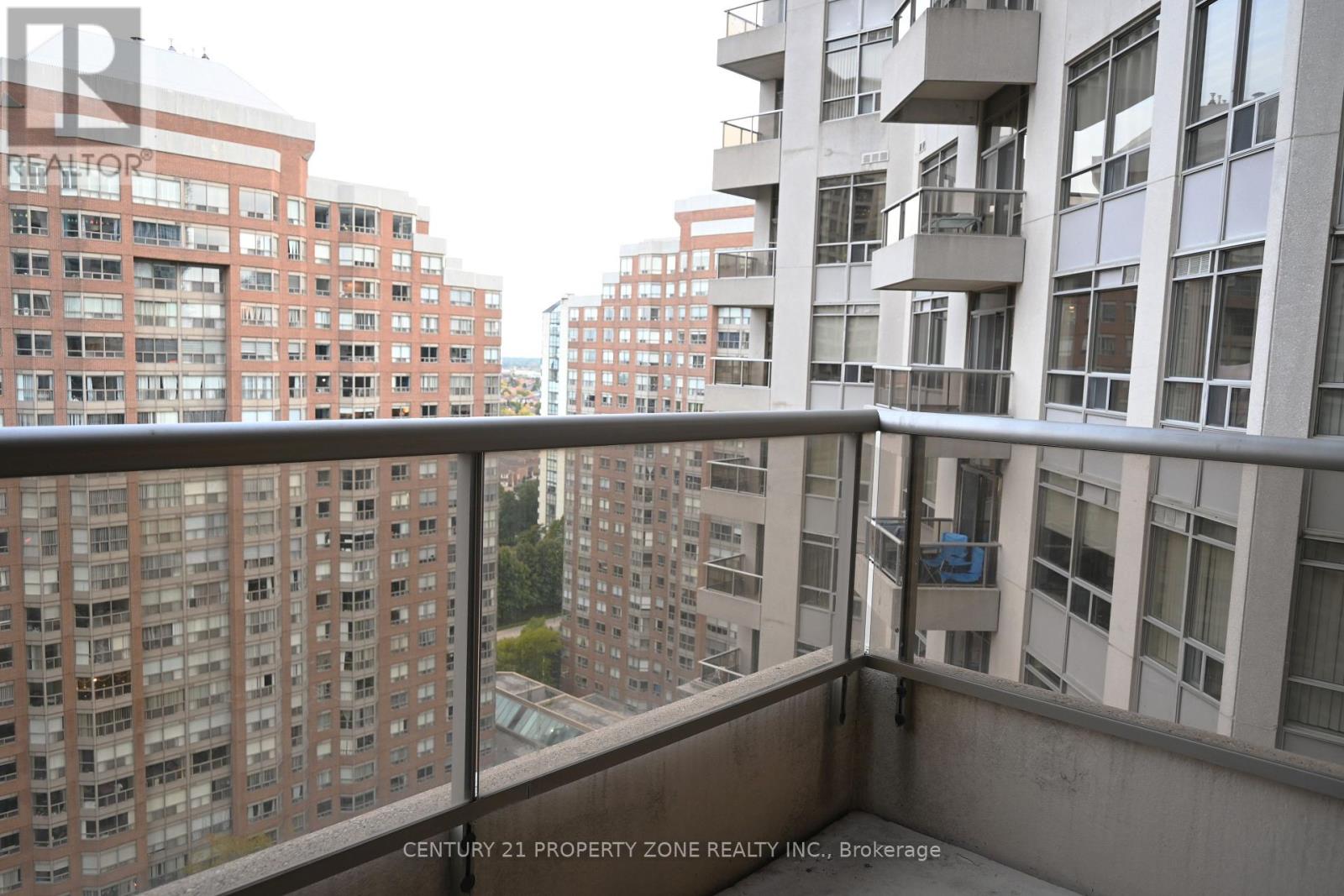 1908 - 310 Burnhamthorpe Road W, Mississauga, Ontario  L5B 4P9 - Photo 14 - W12478518