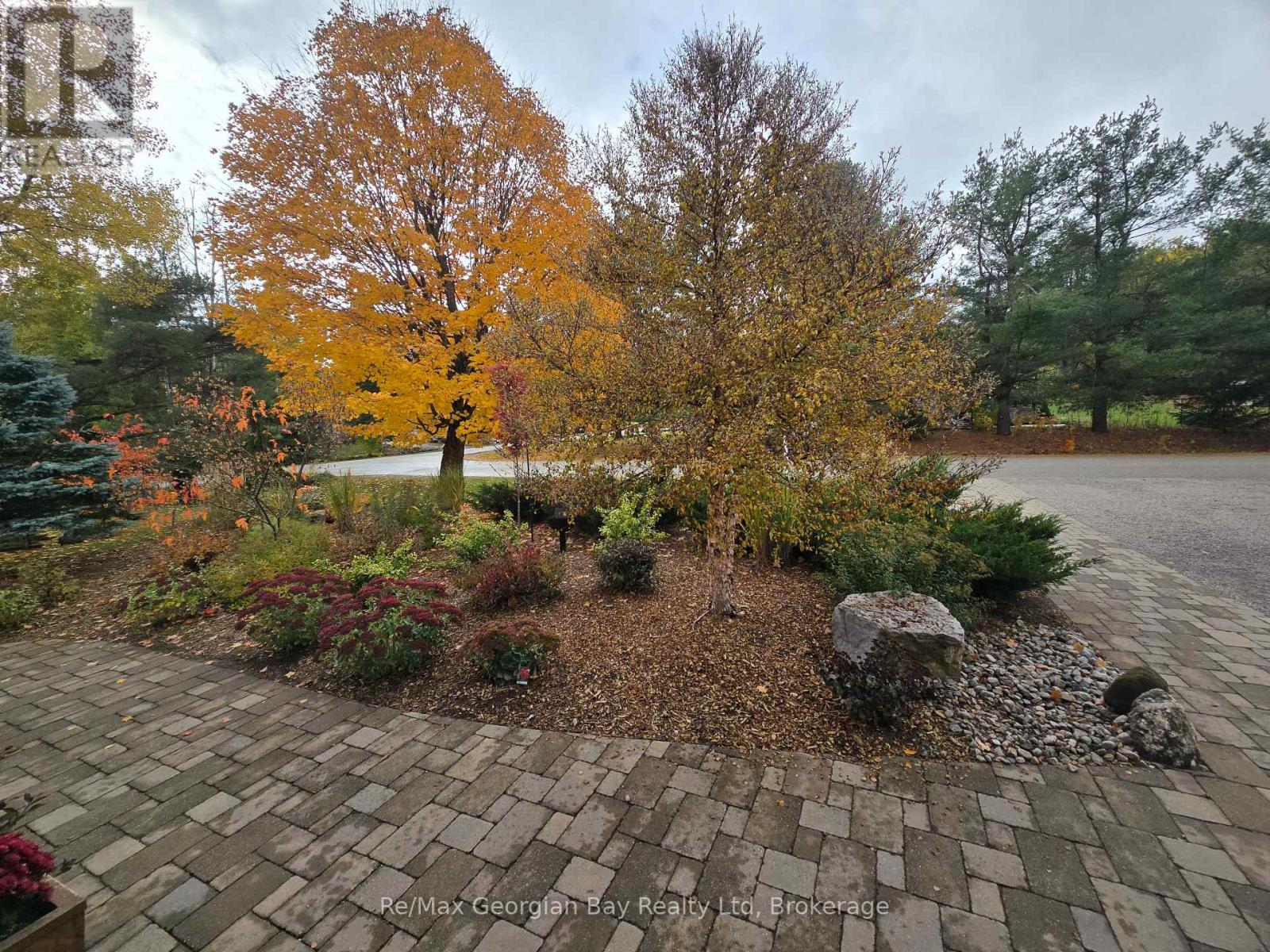 30 Sumac Crescent, Oro-Medonte, Ontario  L0K 1E0 - Photo 3 - S12360841