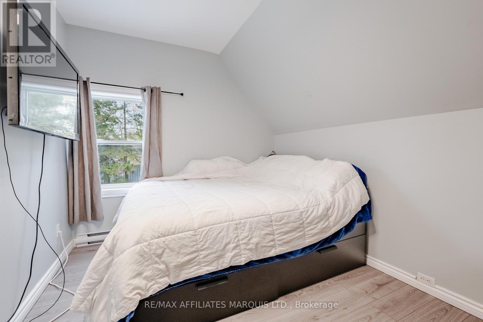 18 Mechanic Street W, North Glengarry, Ontario  K0C 1T0 - Photo 24 - X12478596