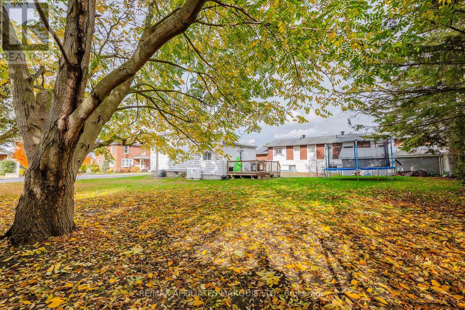 18 Mechanic Street W, North Glengarry, Ontario  K0C 1T0 - Photo 40 - X12478596