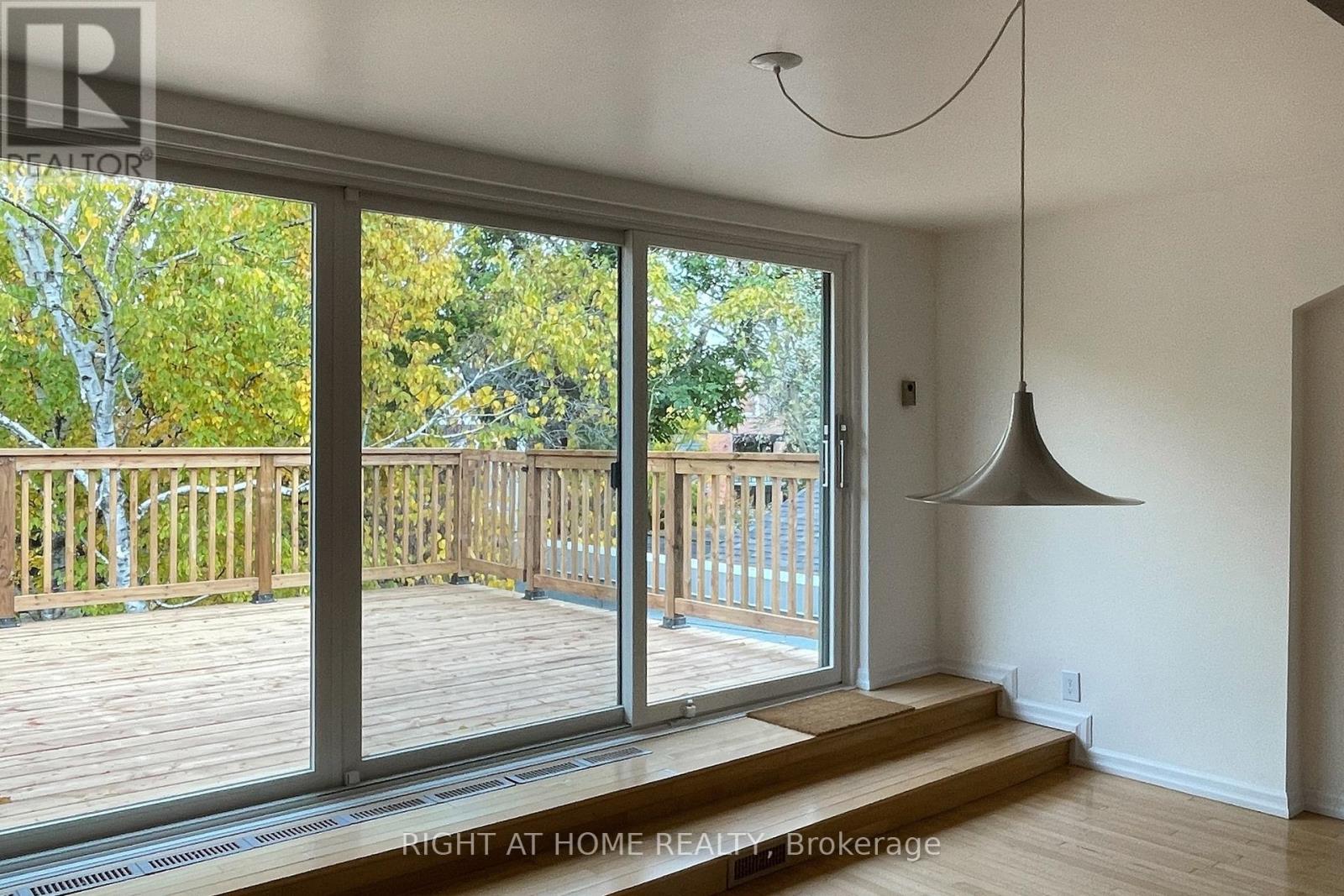 20 Mcmaster Avenue, Toronto, Ontario  M3B 0A7 - Photo 16 - C12477670