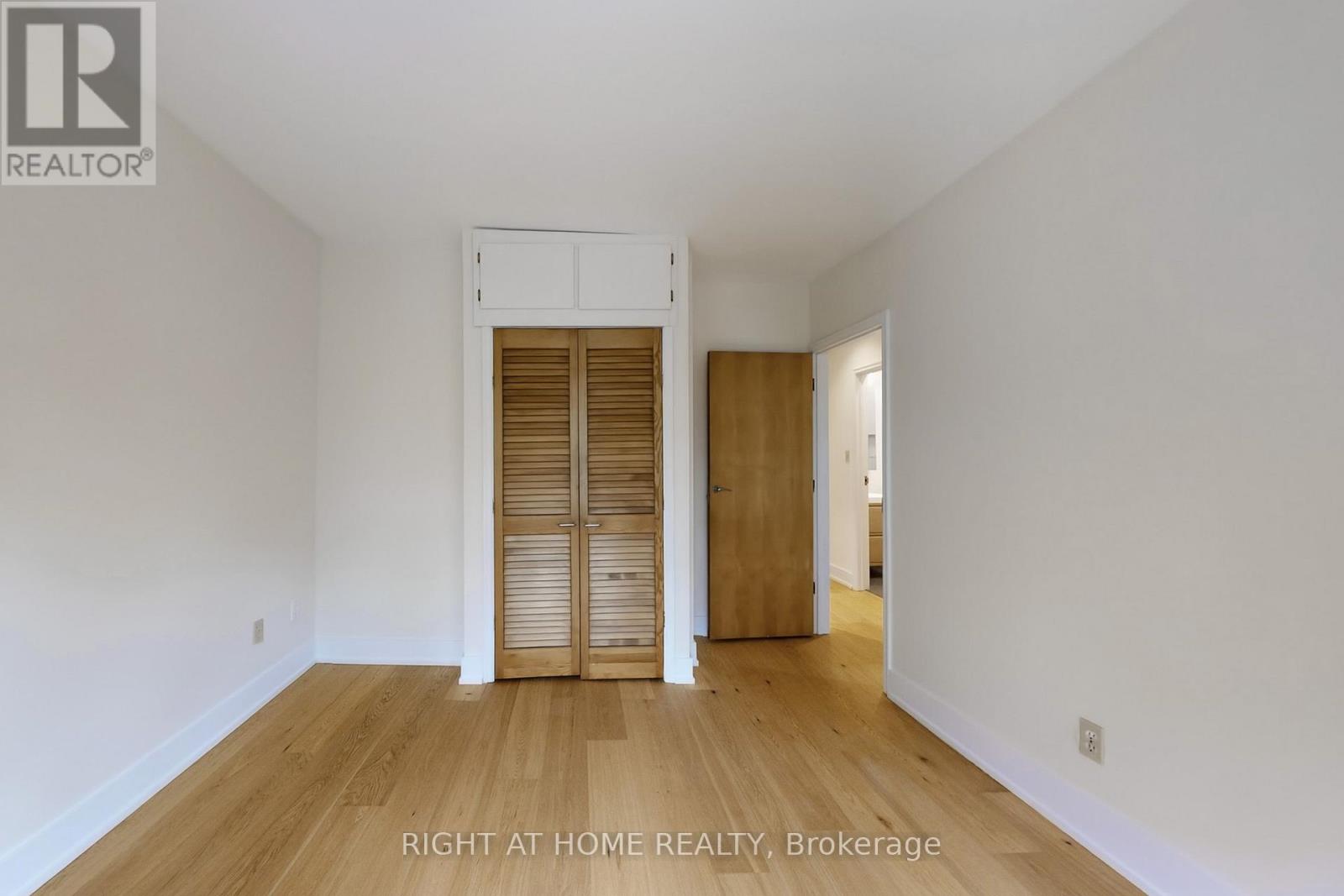 20 Mcmaster Avenue, Toronto, Ontario  M3B 0A7 - Photo 32 - C12477670