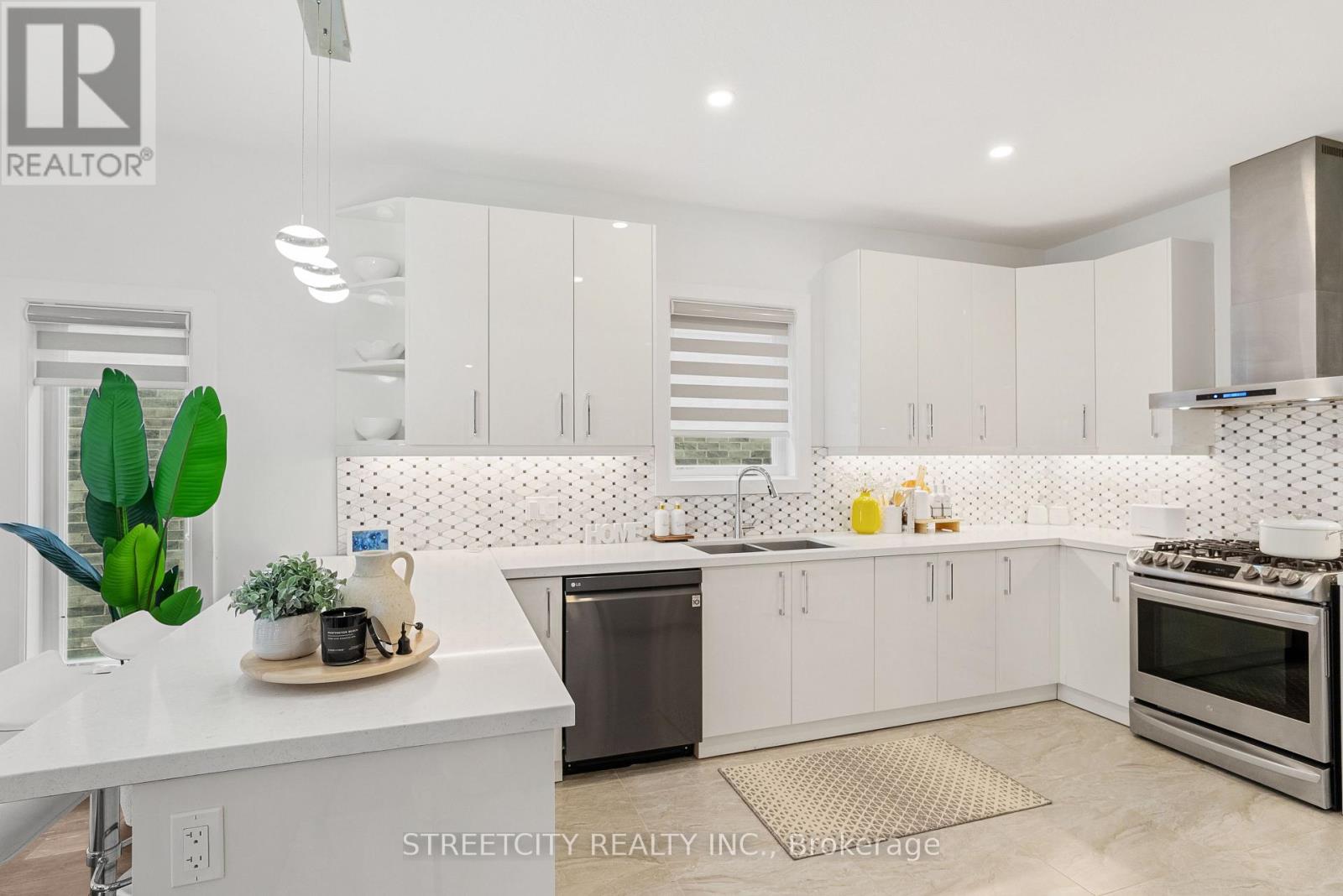 1600 Dylan Street, London East, Ontario  N6V 0B9 - Photo 11 - X12478551