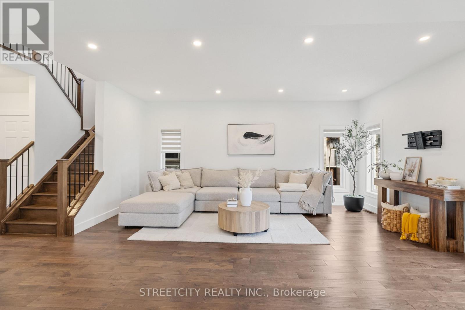 1600 Dylan Street, London East, Ontario  N6V 0B9 - Photo 6 - X12478551