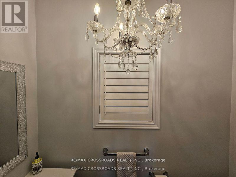 35 Cutts Crescent, Hamilton, Ontario  L0R 1C0 - Photo 22 - X12478297