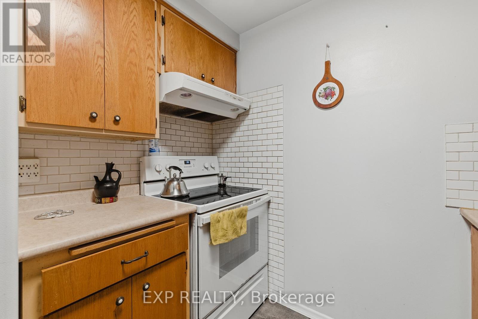 69 - 539 Willow Road, Guelph, Ontario  N1H 7G3 - Photo 7 - X12478338