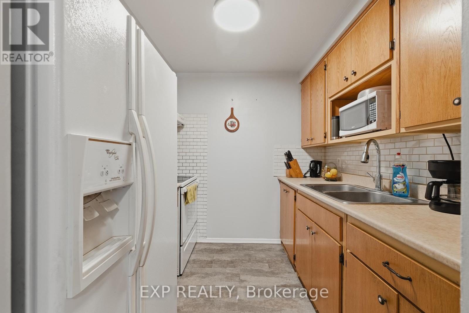 69 - 539 Willow Road, Guelph, Ontario  N1H 7G3 - Photo 8 - X12478338