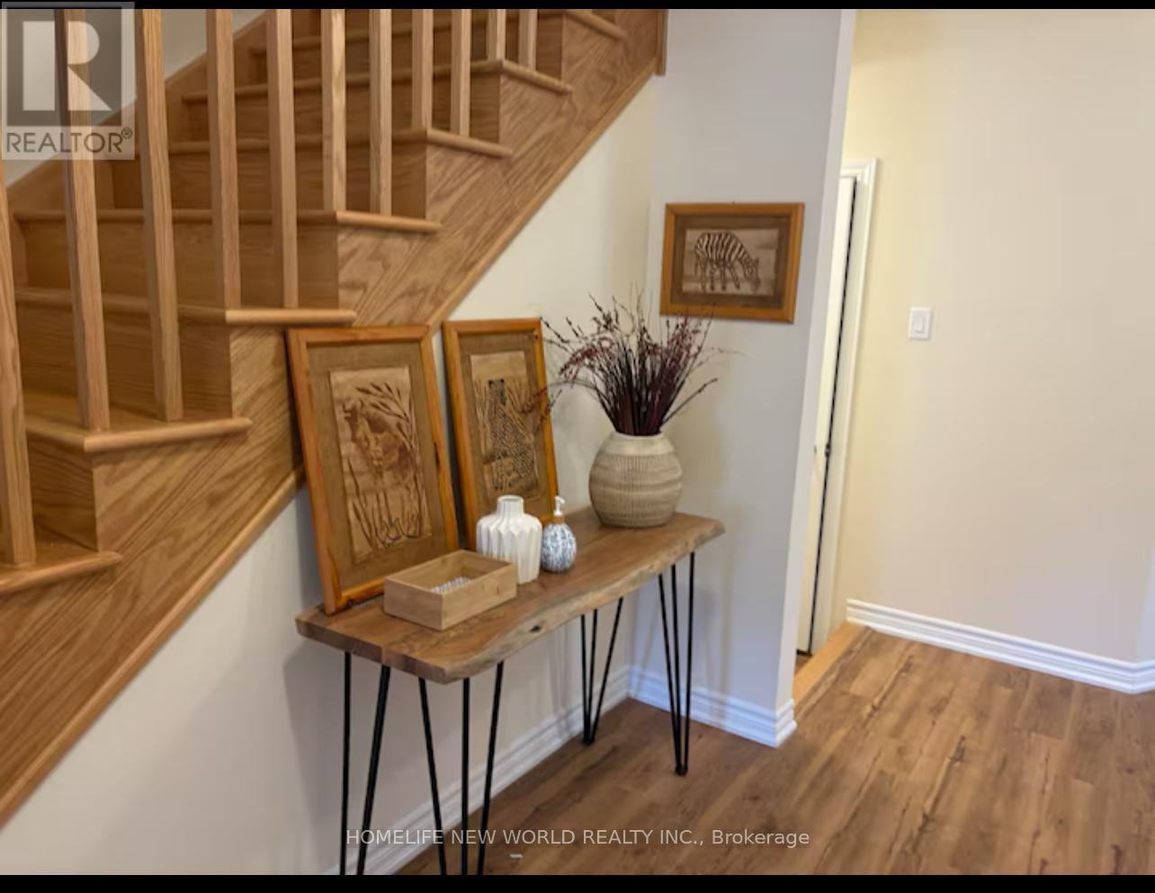 325 Mceachern Lane, Gravenhurst, Ontario  P1P 0H8 - Photo 4 - X12478347
