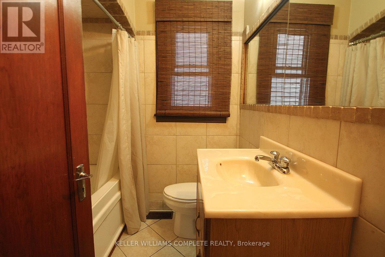 35 Barons Avenue S, Hamilton, Ontario  L8K 2Y1 - Photo 12 - X12478349