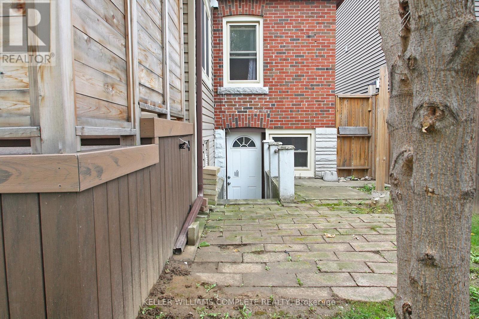 35 Barons Avenue S, Hamilton, Ontario  L8K 2Y1 - Photo 22 - X12478349