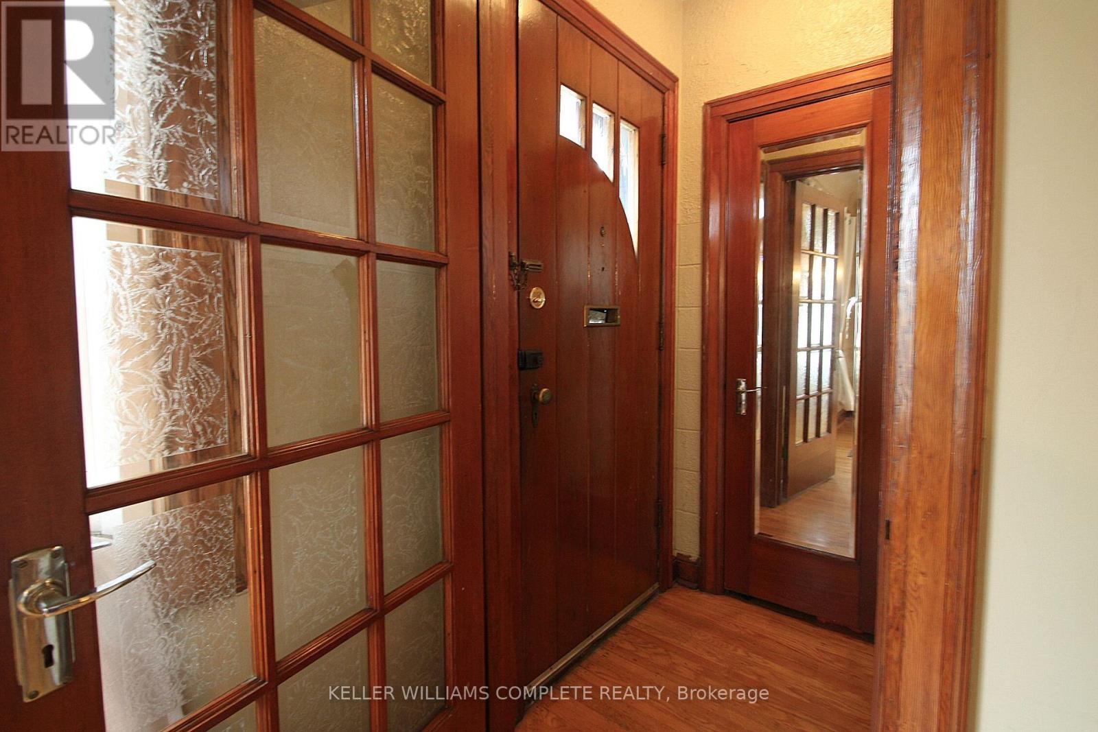 35 Barons Avenue S, Hamilton, Ontario  L8K 2Y1 - Photo 6 - X12478349