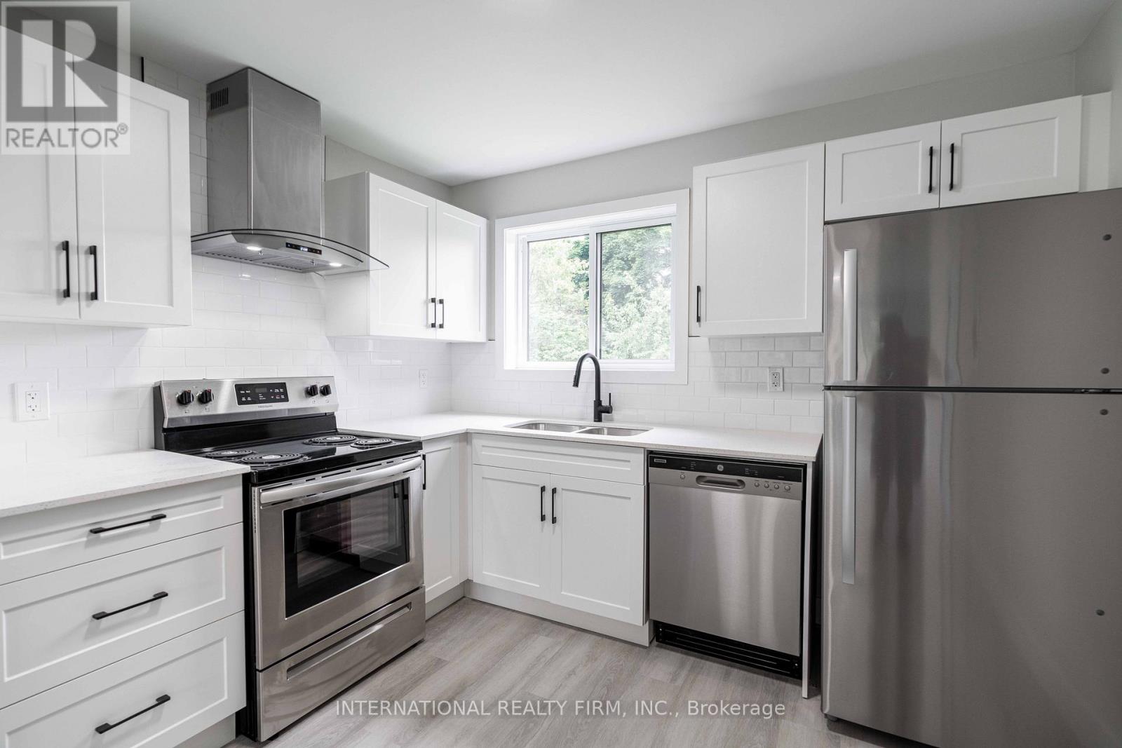 81 KING EDWARD AVENUE, London South, Ontario