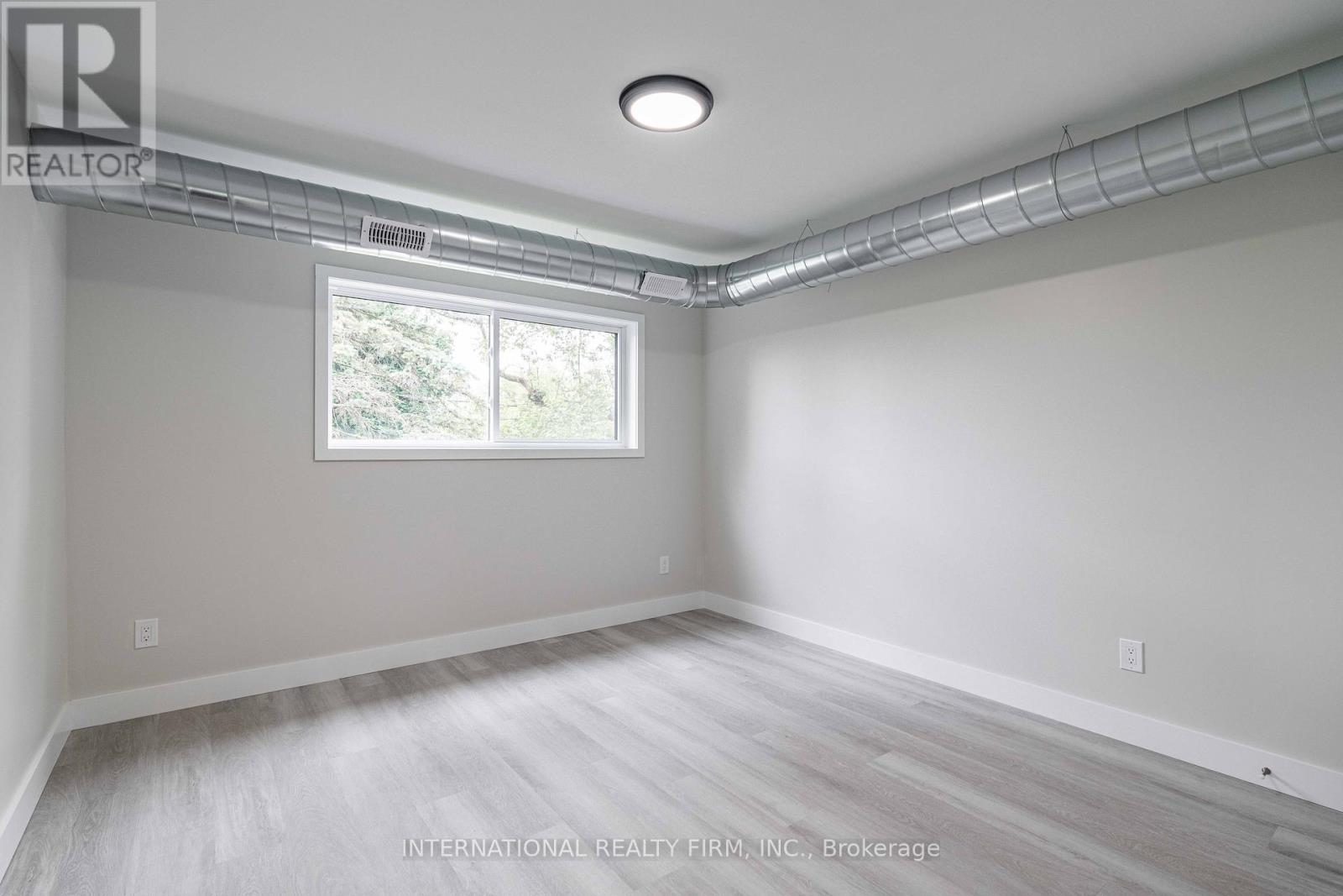 81 King Edward Avenue, London South, Ontario  N5Z 3S7 - Photo 12 - X12478384