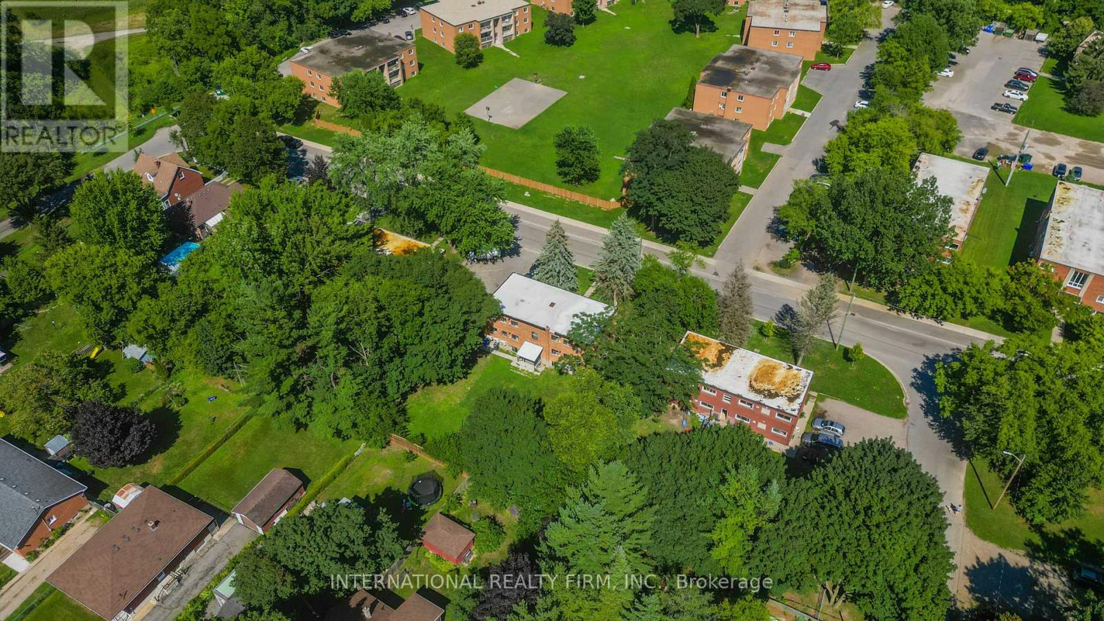 81 King Edward Avenue, London South, Ontario  N5Z 3S7 - Photo 2 - X12478436