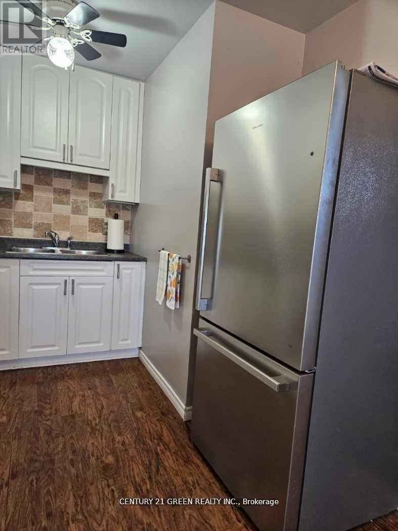 G - 1 Prince Of Wales Drive, Belleville, Ontario  K8P 2T5 - Photo 5 - X12478476
