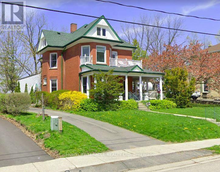 114 Frances Street, Ingersoll, Ontario  N5C 2H3 - Photo 2 - X12478496