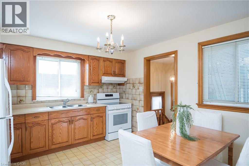 44 Ridge Road, North York, Ontario  M3M 1C7 - Photo 11 - 40781732