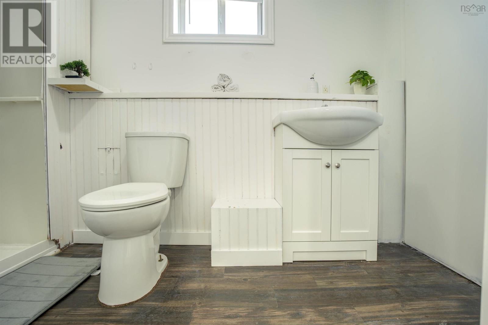 30 Woodcrest Avenue, Halifax, Nova Scotia  B3R 1C4 - Photo 31 - 202517661