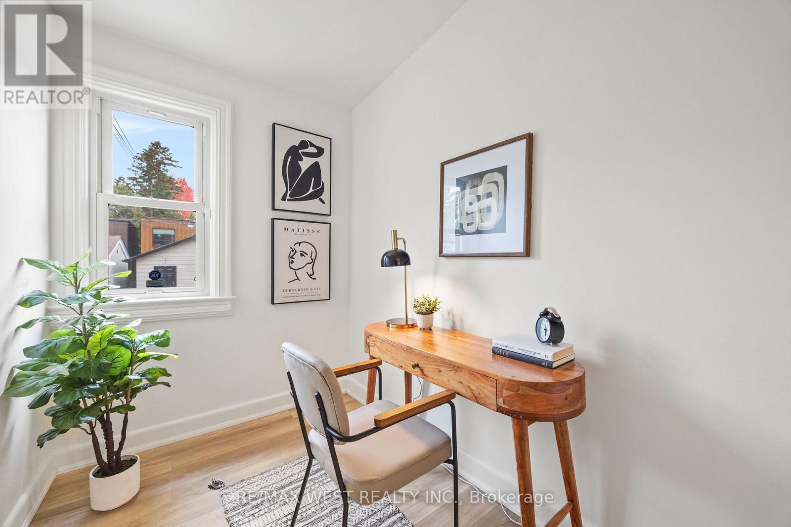 636 Beresford Avenue, Toronto, Ontario  M6S 3C3 - Photo 16 - W12478473