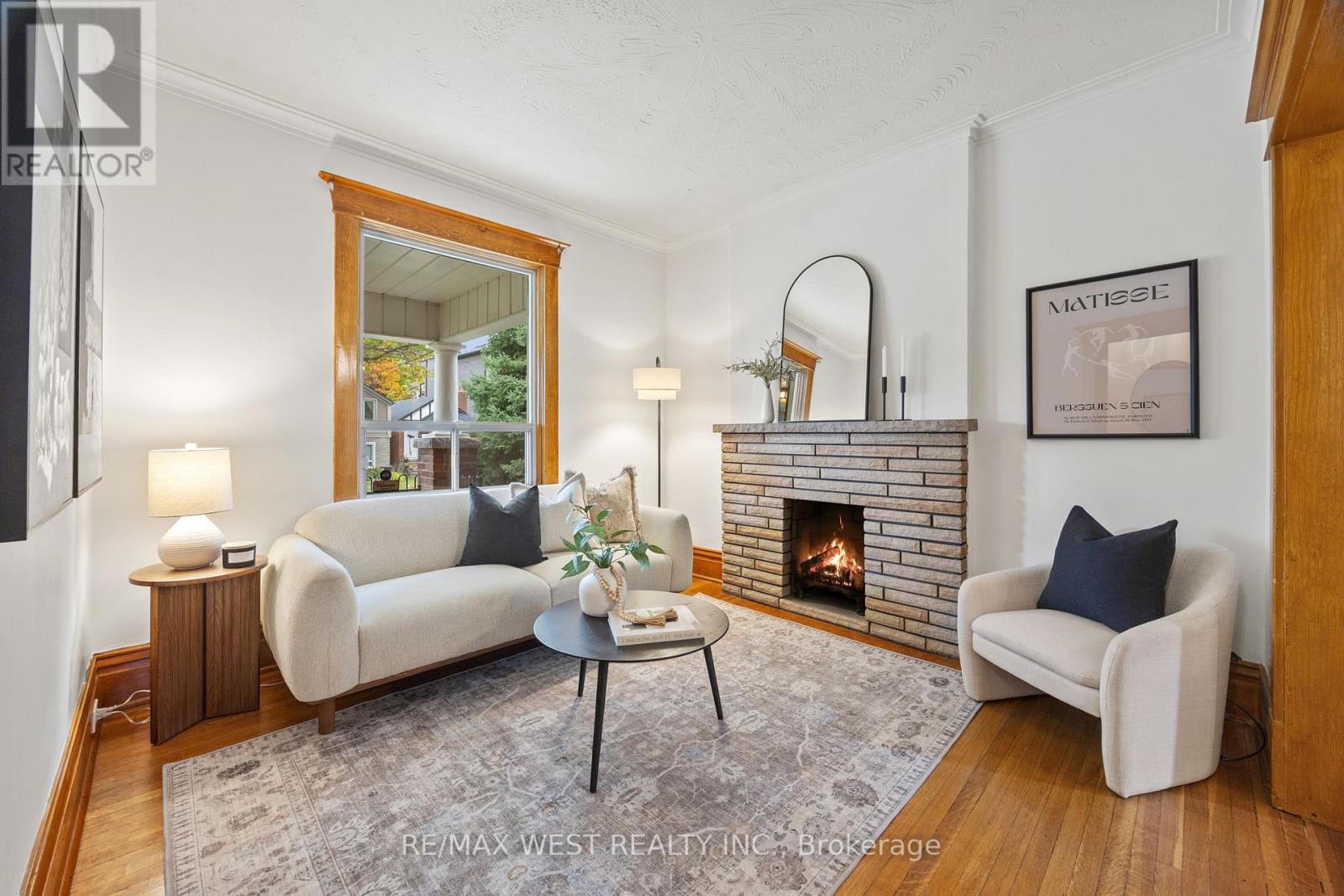 636 Beresford Avenue, Toronto, Ontario  M6S 3C3 - Photo 5 - W12478473