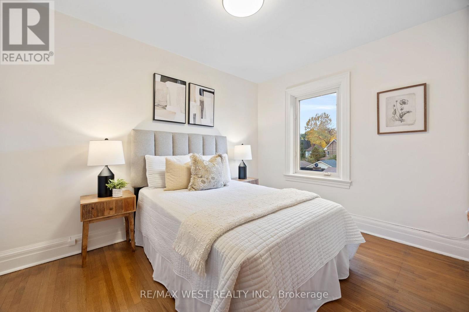 636 Beresford Avenue, Toronto, Ontario  M6S 3C3 - Photo 22 - W12478473