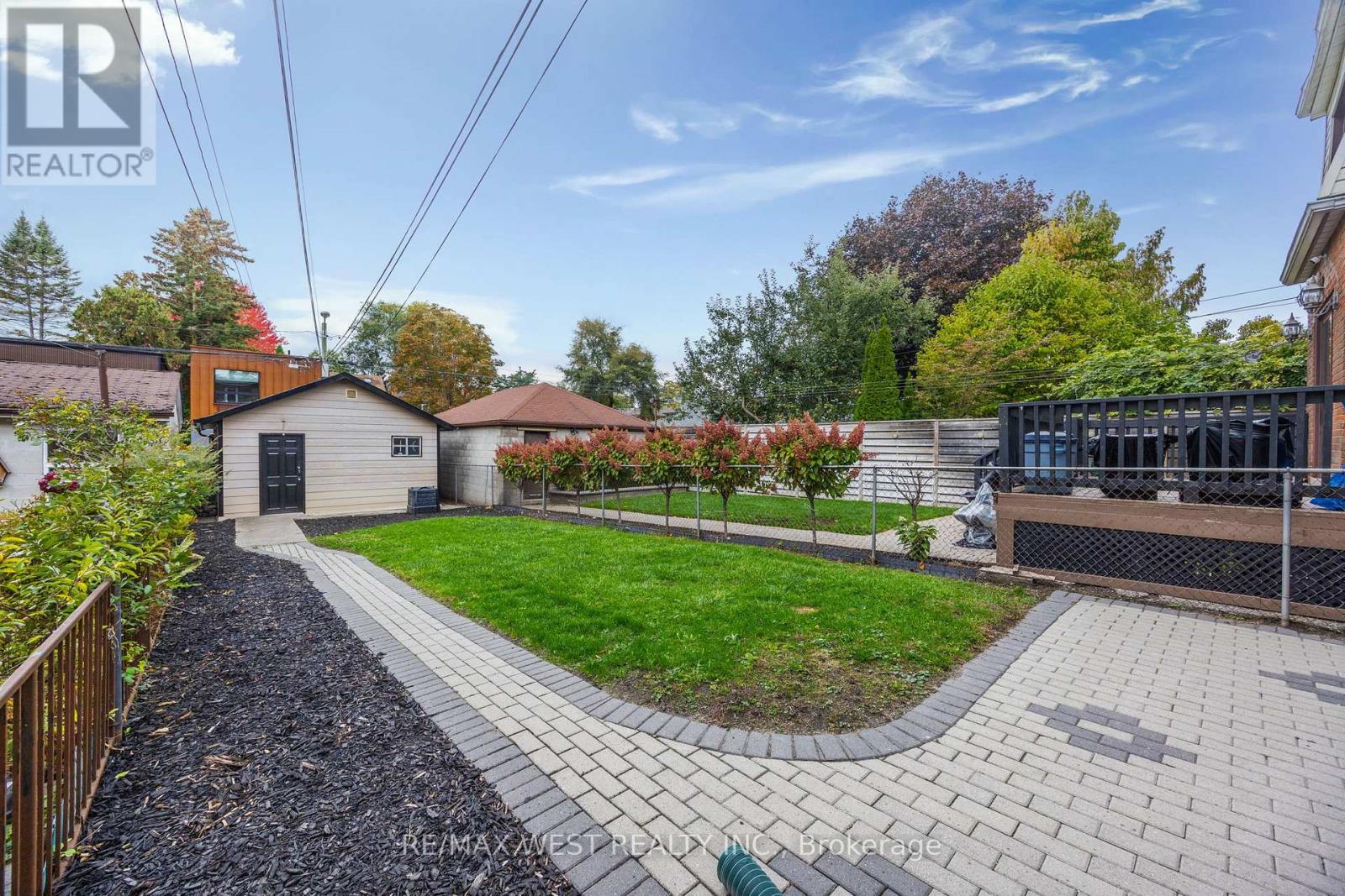 636 Beresford Avenue, Toronto, Ontario  M6S 3C3 - Photo 29 - W12478473