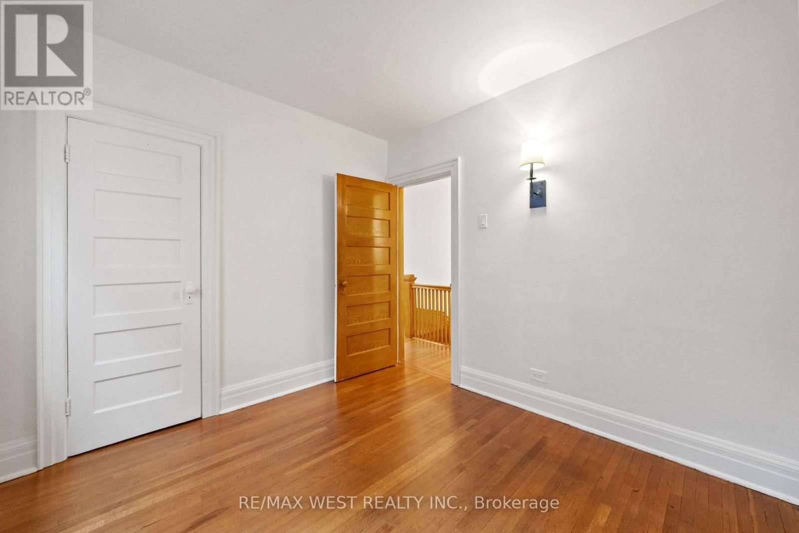 636 Beresford Avenue, Toronto, Ontario  M6S 3C3 - Photo 25 - W12478473