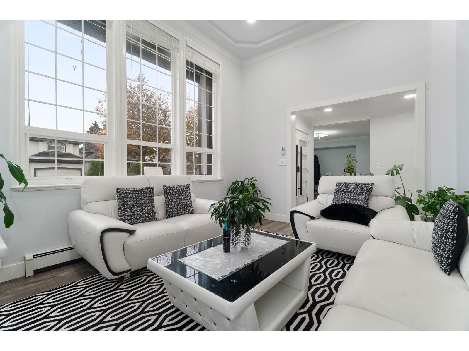 12599 62b Avenue, Surrey, British Columbia  V3X 3M9 - Photo 5 - R3059309