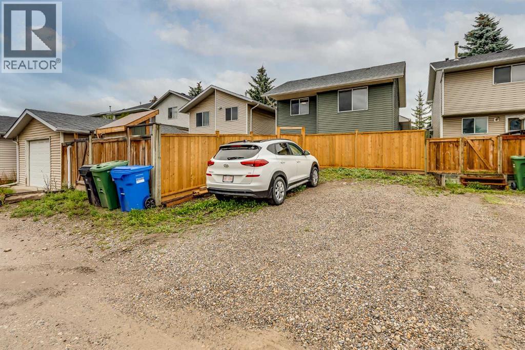 19 Martinwood Court Ne, Calgary, Alberta  T3J 3H1 - Photo 35 - A2250325