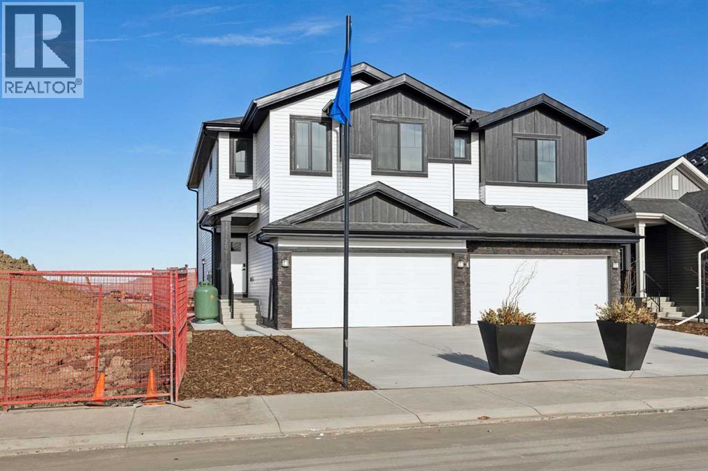 209 Southbow Drive, Cochrane, Alberta