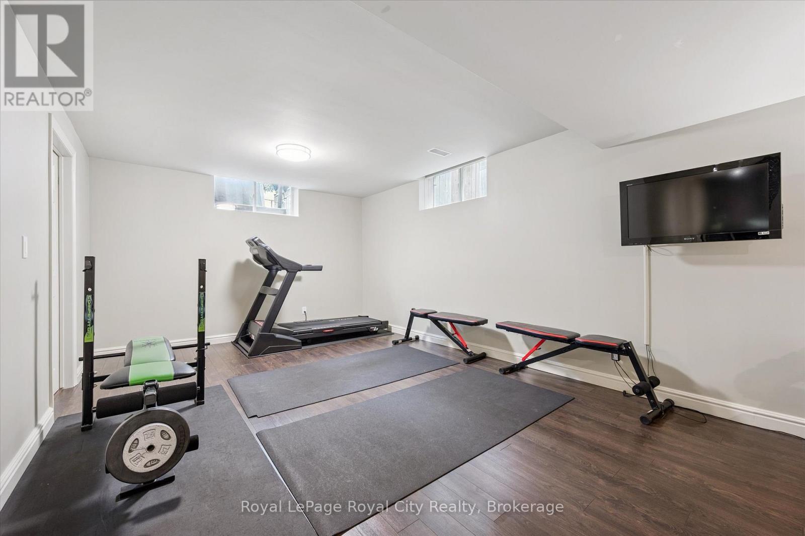47 Norton Drive, Guelph, Ontario  N1E 7K9 - Photo 34 - X12476291
