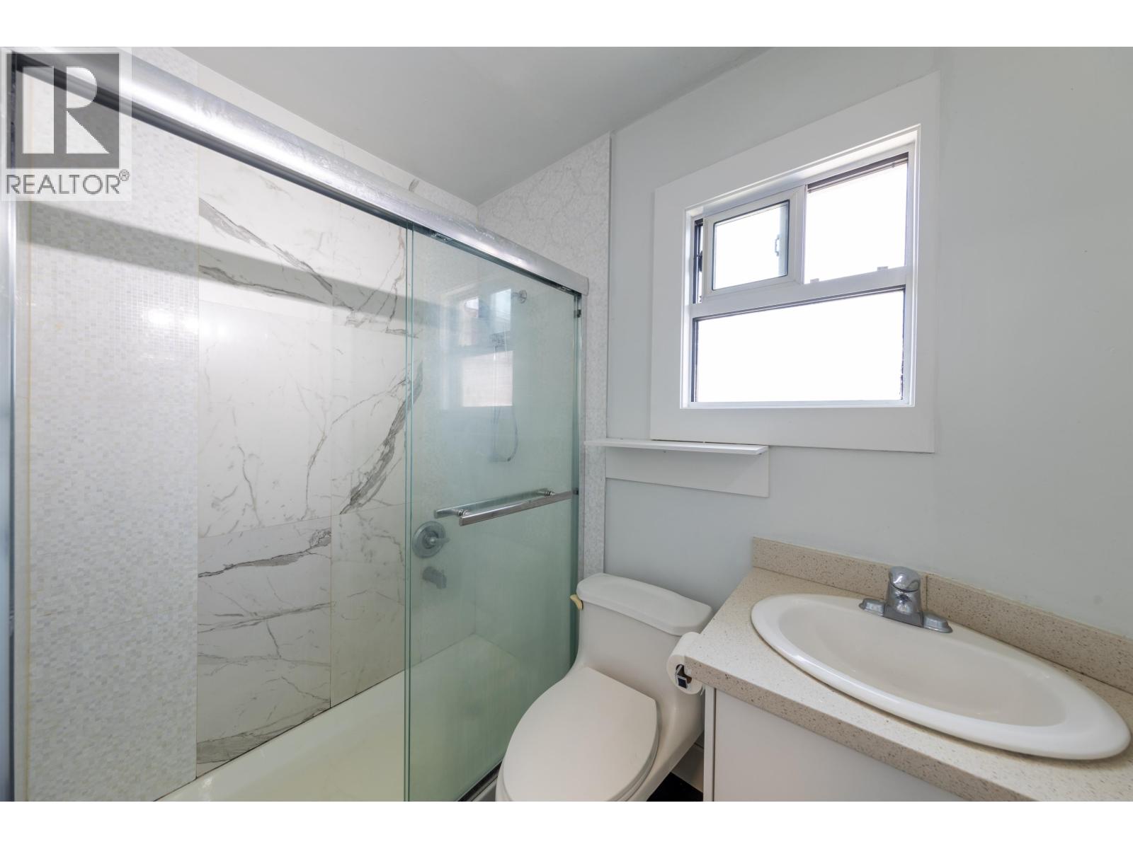 1181 Kelowna Street, Vancouver, British Columbia  V5K 4E3 - Photo 15 - R3012903