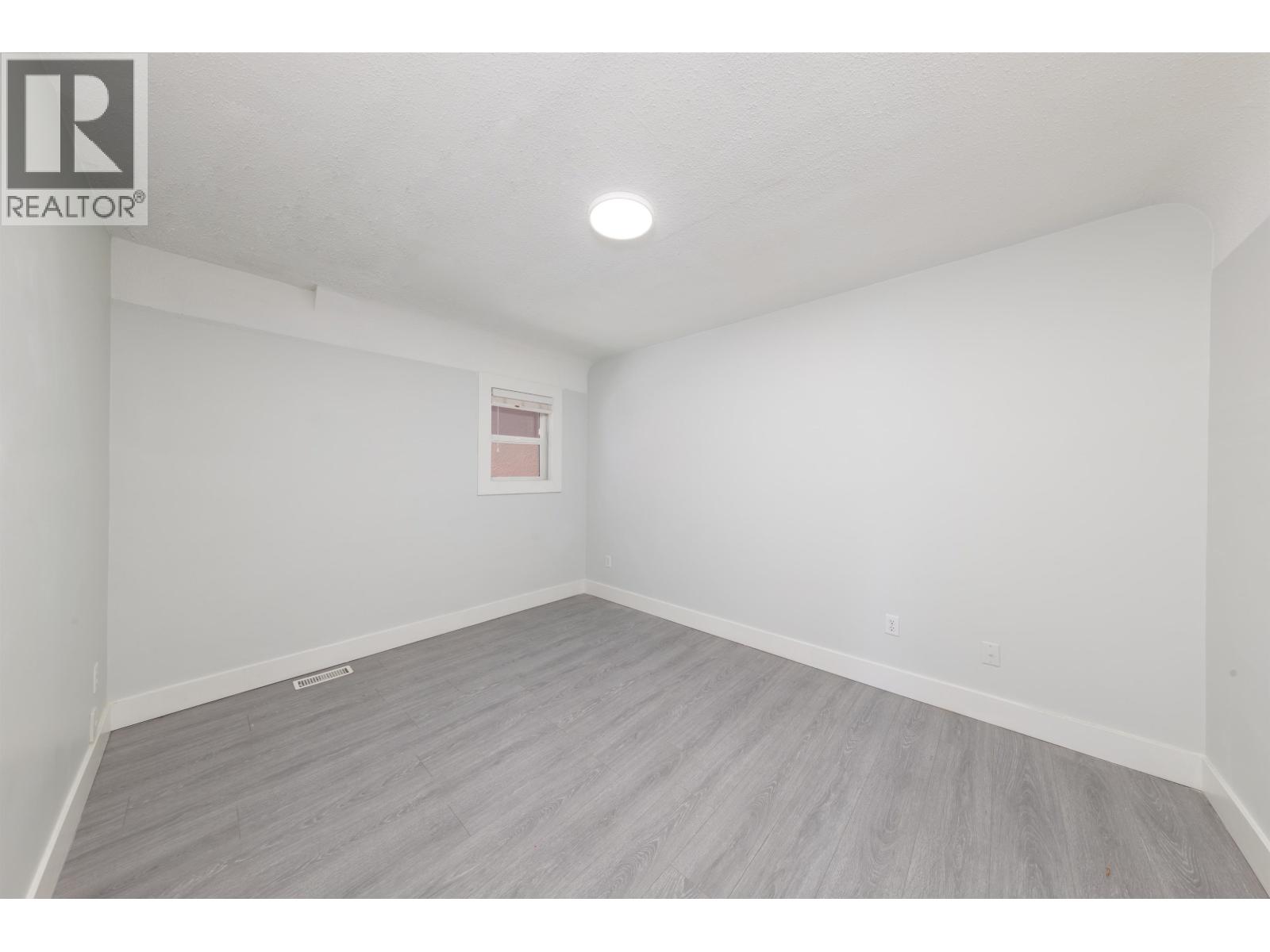 1181 Kelowna Street, Vancouver, British Columbia  V5K 4E3 - Photo 14 - R3012903