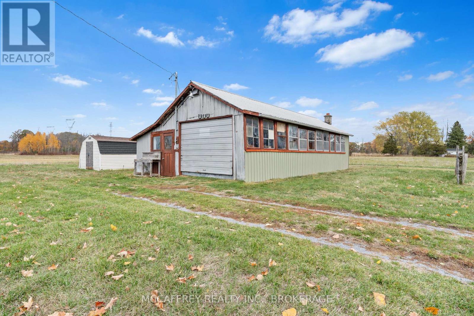 1549 Doyle Road, Loyalist, Ontario  K0H 1G0 - Photo 38 - X12478660