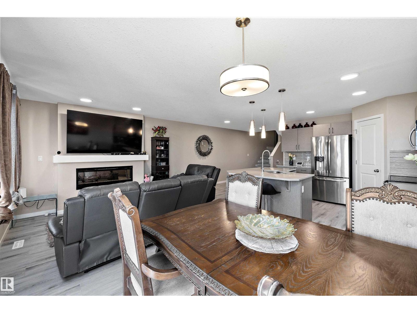681 Eagleson Cr Nw, Edmonton, Alberta  T6M 0V7 - Photo 14 - E4463214