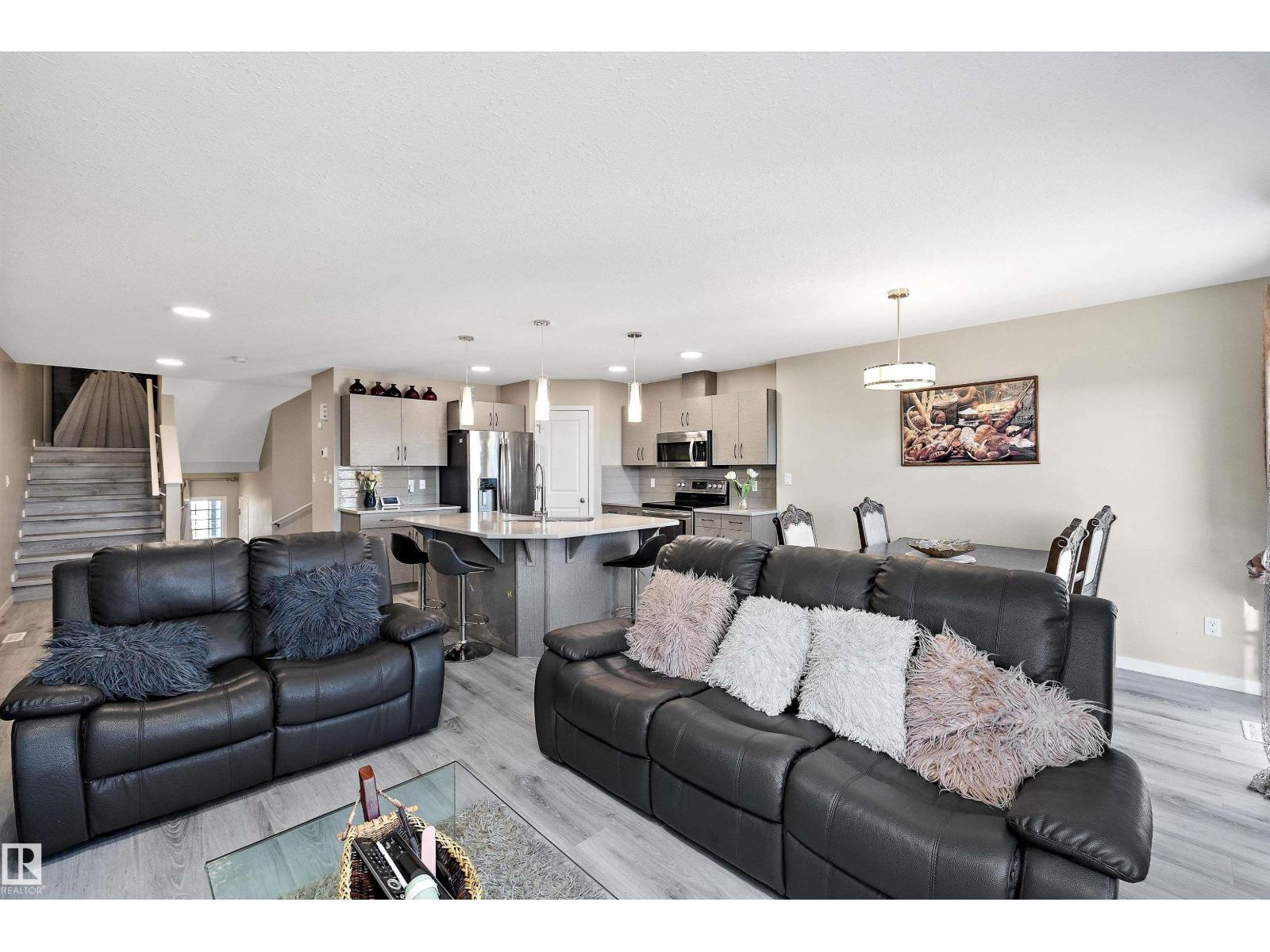 681 Eagleson Cr Nw, Edmonton, Alberta  T6M 0V7 - Photo 17 - E4463214