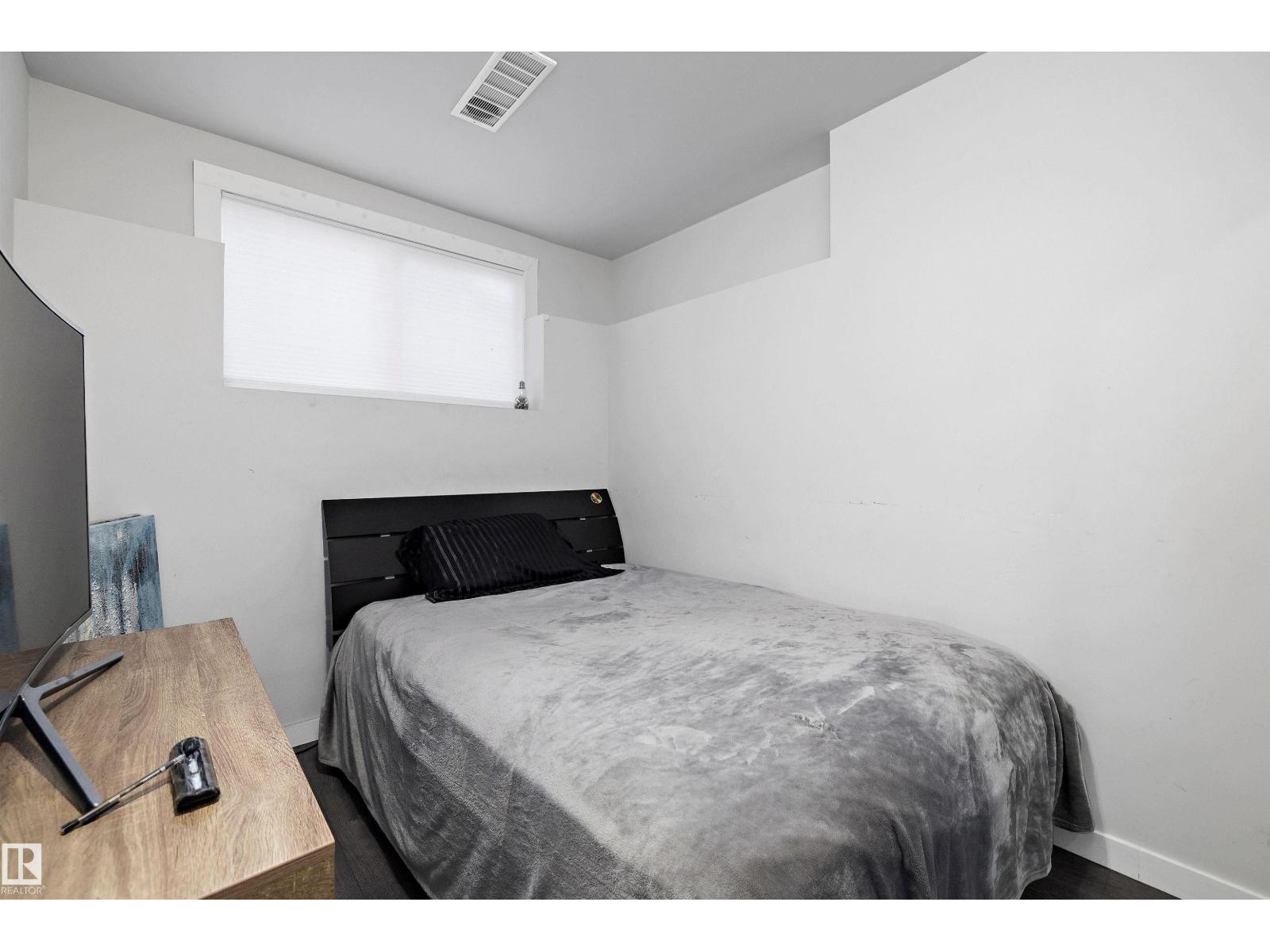 681 Eagleson Cr Nw, Edmonton, Alberta  T6M 0V7 - Photo 38 - E4463214