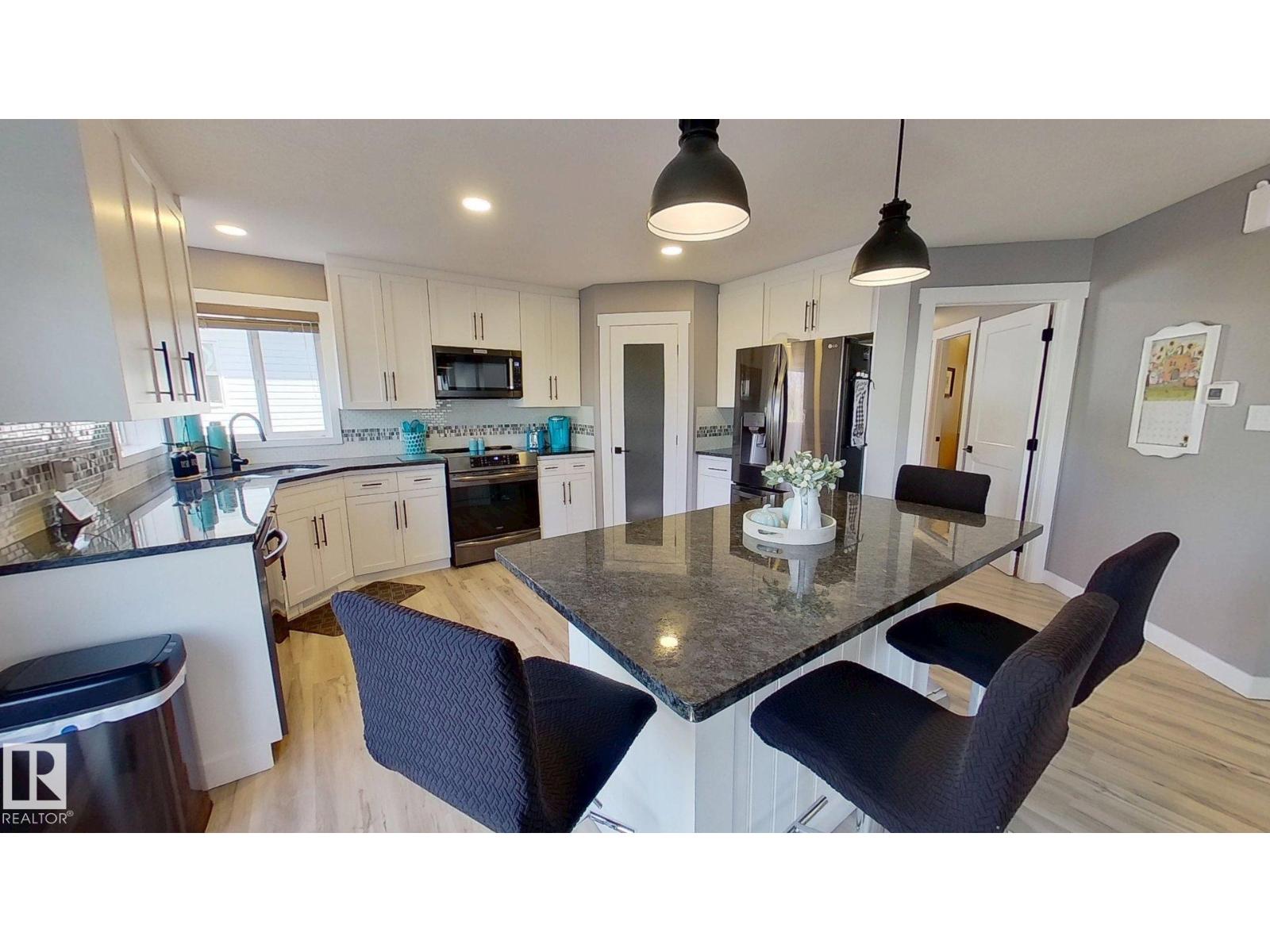 447 Davenport Dr, Sherwood Park, Alberta  T8H 2E5 - Photo 6 - E4463218