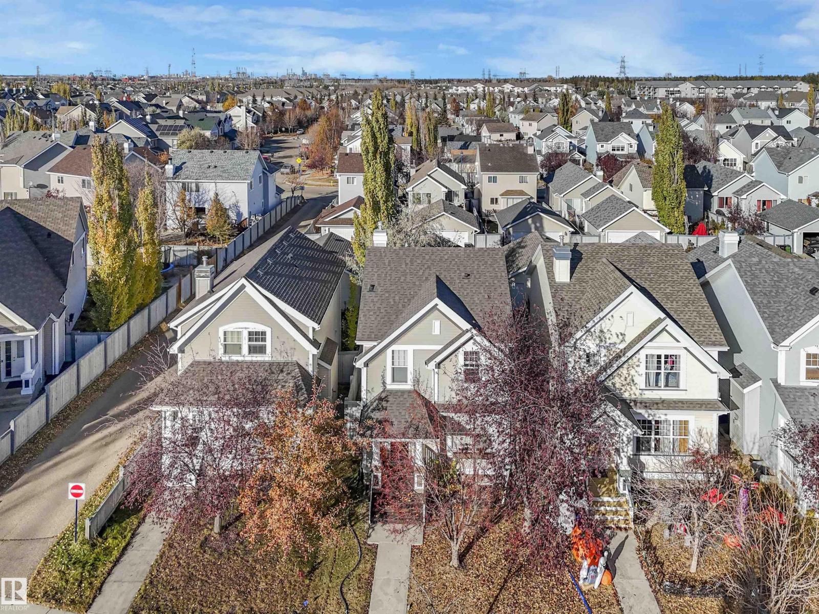 7952 13 Av Sw, Edmonton, Alberta  T6X 1H4 - Photo 3 - E4463219