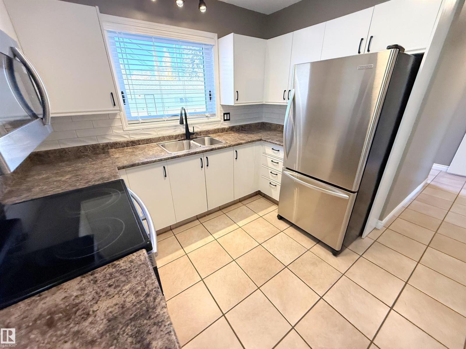 10226 152 St Nw, Edmonton, Alberta  T5P 1Y2 - Photo 14 - E4463222