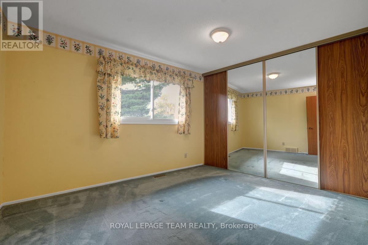 72 Craig Henry Drive, Ottawa, Ontario  K2G 3Z6 - Photo 13 - X12478701