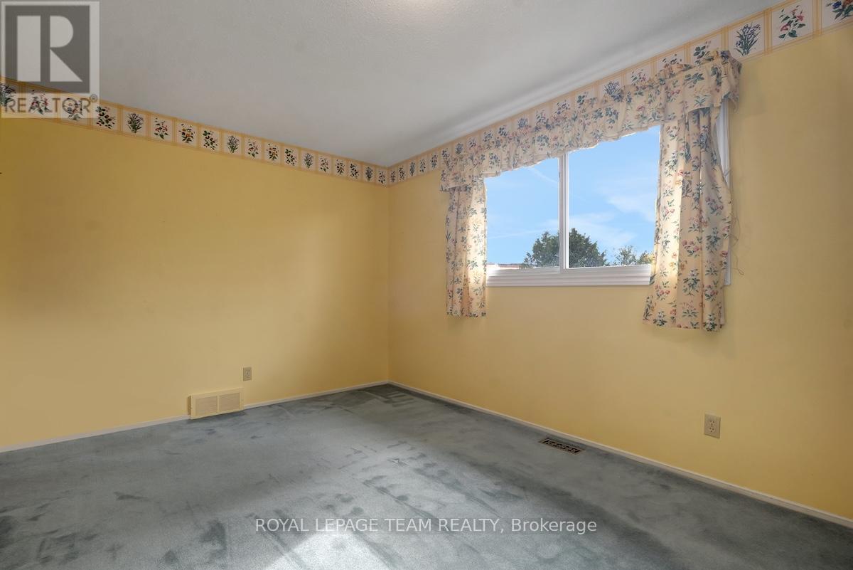 72 Craig Henry Drive, Ottawa, Ontario  K2G 3Z6 - Photo 14 - X12478701