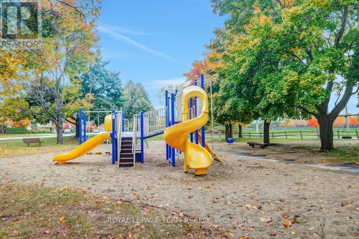 72 Craig Henry Drive, Ottawa, Ontario  K2G 3Z6 - Photo 36 - X12478701