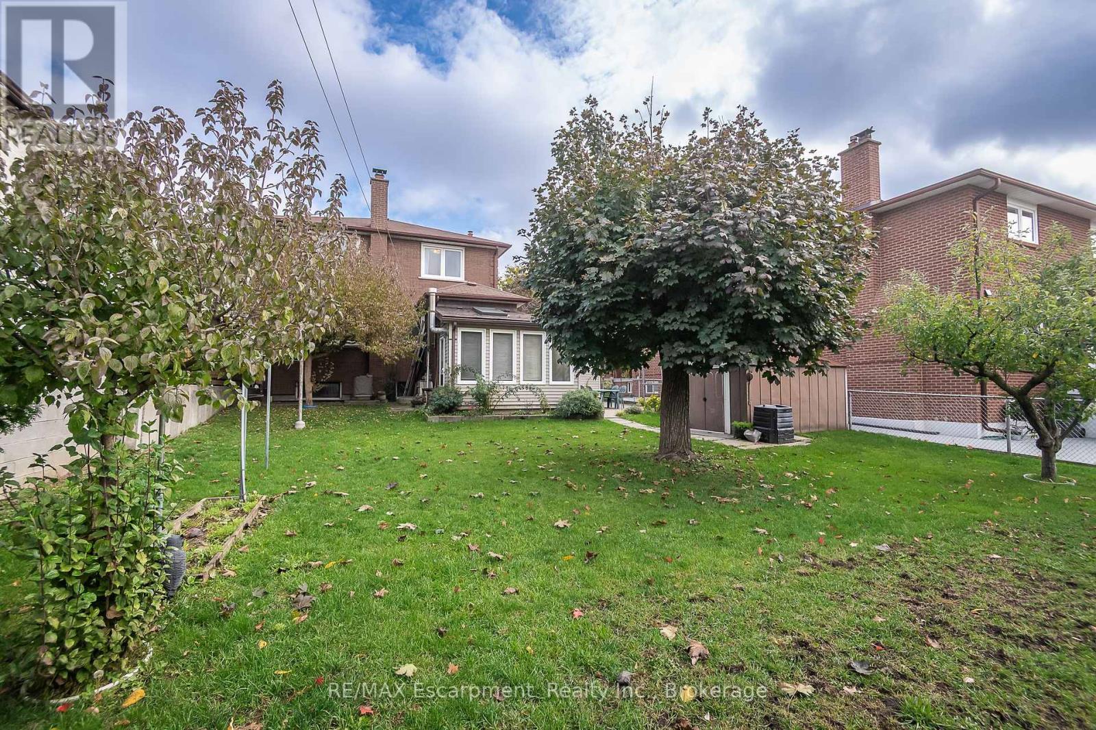 44 Ridge Road, Toronto, Ontario  M3M 1C7 - Photo 34 - W12478664