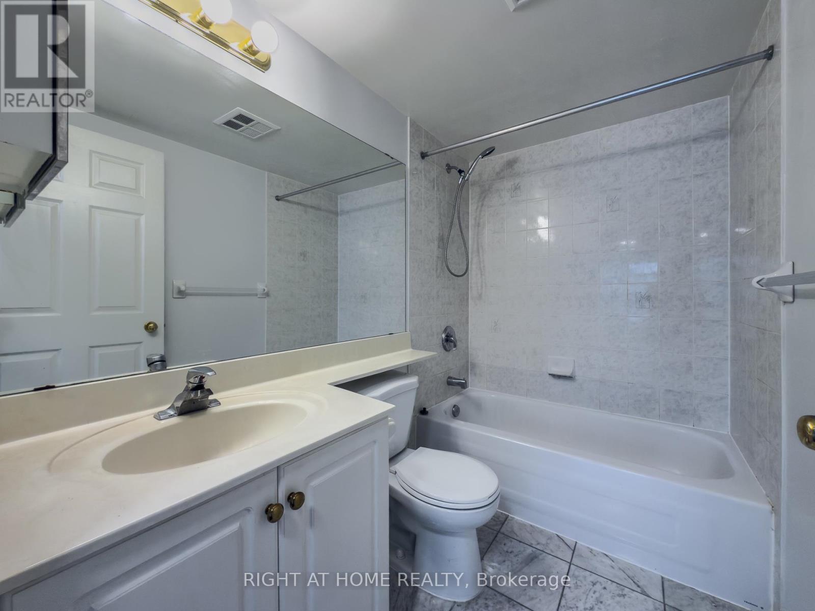 801 - 23 Lorraine Drive, Toronto, Ontario  M2N 6Z6 - Photo 22 - C12478576