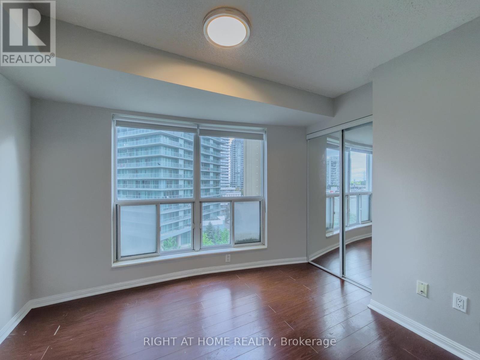 801 - 23 Lorraine Drive, Toronto, Ontario  M2N 6Z6 - Photo 23 - C12478576