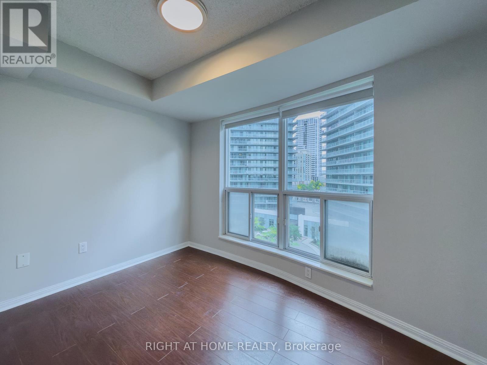 801 - 23 Lorraine Drive, Toronto, Ontario  M2N 6Z6 - Photo 24 - C12478576